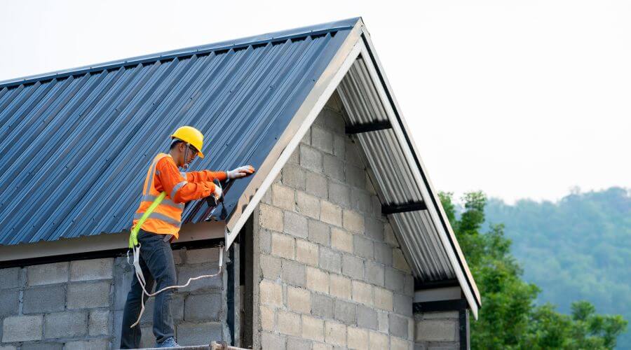 Expert Emergency Roof Repairs services in Fort Apache, AZ